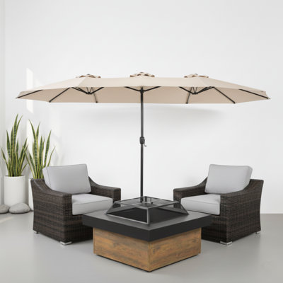 Ensemble de table de foyer d'extérieur 36 po avec chaises rembourrées et parasol à double face kaki de 14,8 pi (sans base)