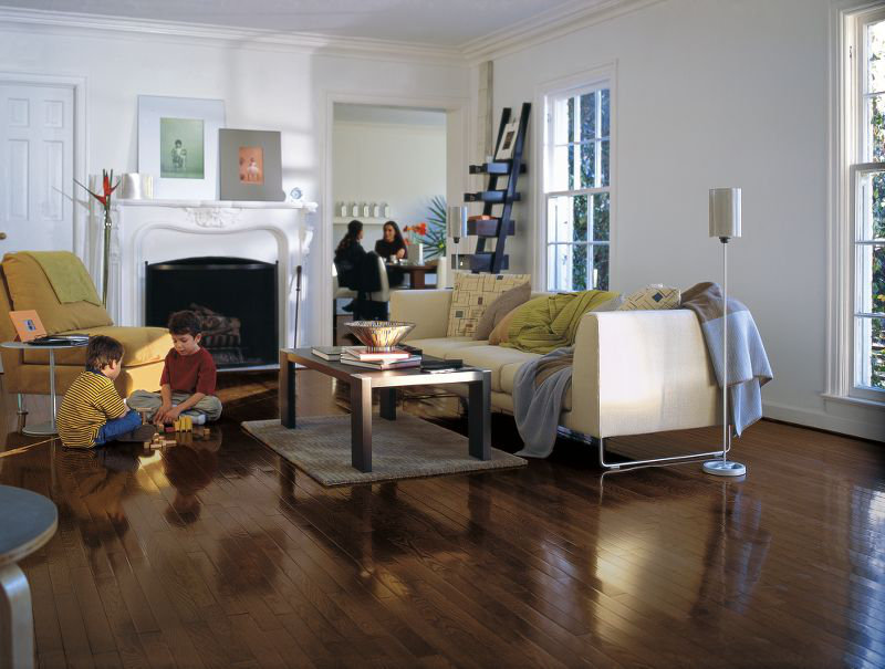 Parquet en chêne massif de 5/16 po d'épaisseur x 2 1/4 po x de longueur variable, Noyer