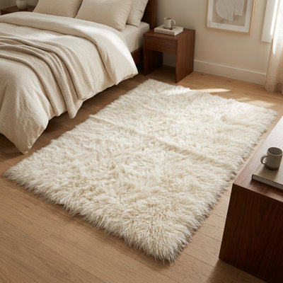 Tapis Flokati grecs élégants. Tapis long à poils longs de 3 po. Tapis 100% laine naturelle. Collection Sentire
