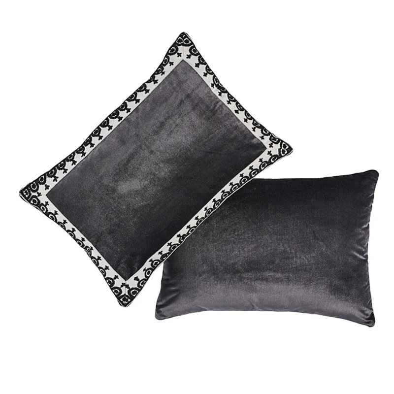Noelia Pillow