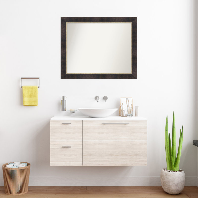 Miroir mural de salle de bain Odin, 26,75 po x 32,75 po