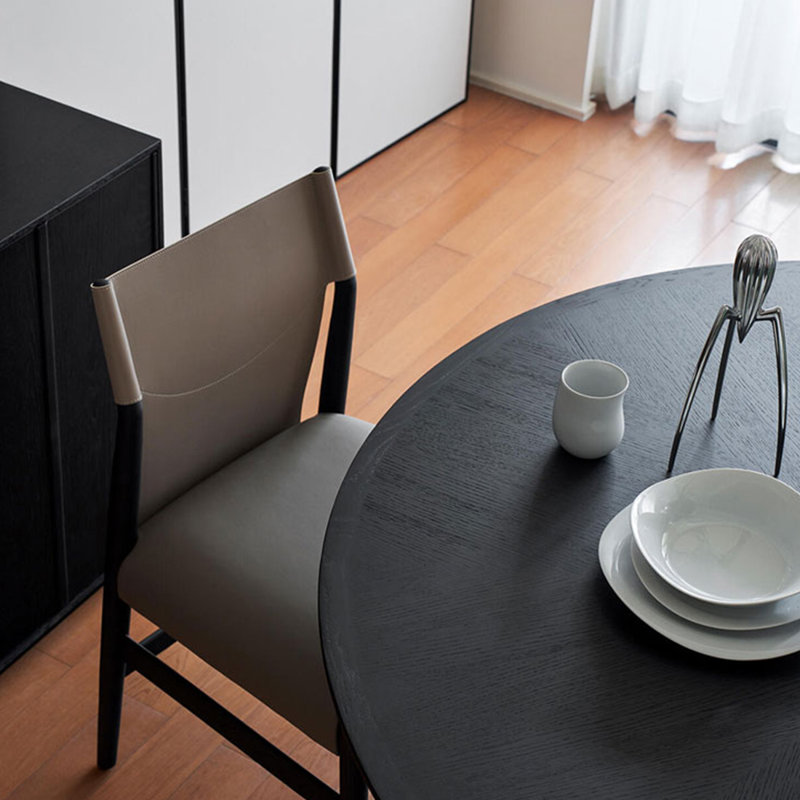 Table de salle à manger ronde avec des caractéristiques durables., H 28,74 po x L 47,24 po x l 47,24 po