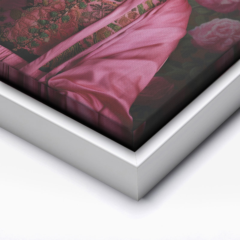 Portrait floral Frida Kahlo, Canvas, 18"H x 24"W, White Framed