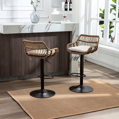 2 tabourets de bar pivotants beiges, chaises de hauteur de comptoir réglables avec repose-pieds, base en métal, pour la cuisine et la salle à manger, capacité maximale de 250 lb, 2 tabourets beiges - repose-pieds pour coussin de lin, limite de poids