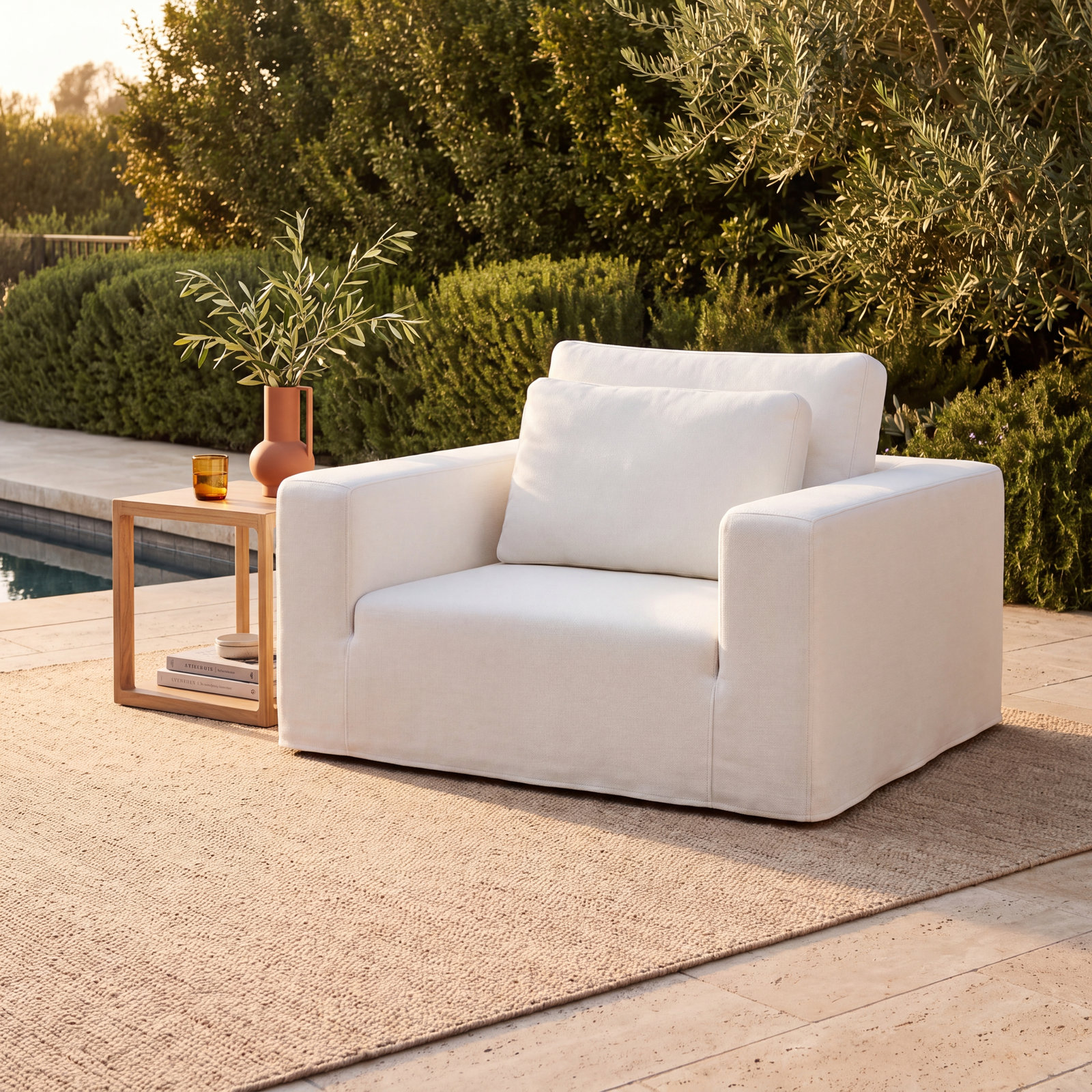 Outdoor Lounge Chair
