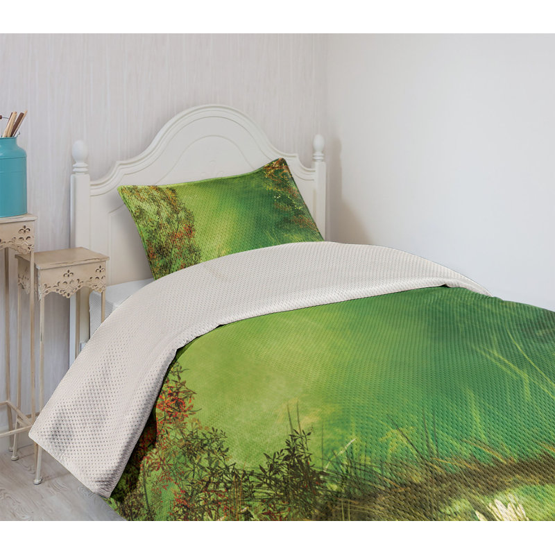 Green Nature Print Twin Quilted Bedspread Set