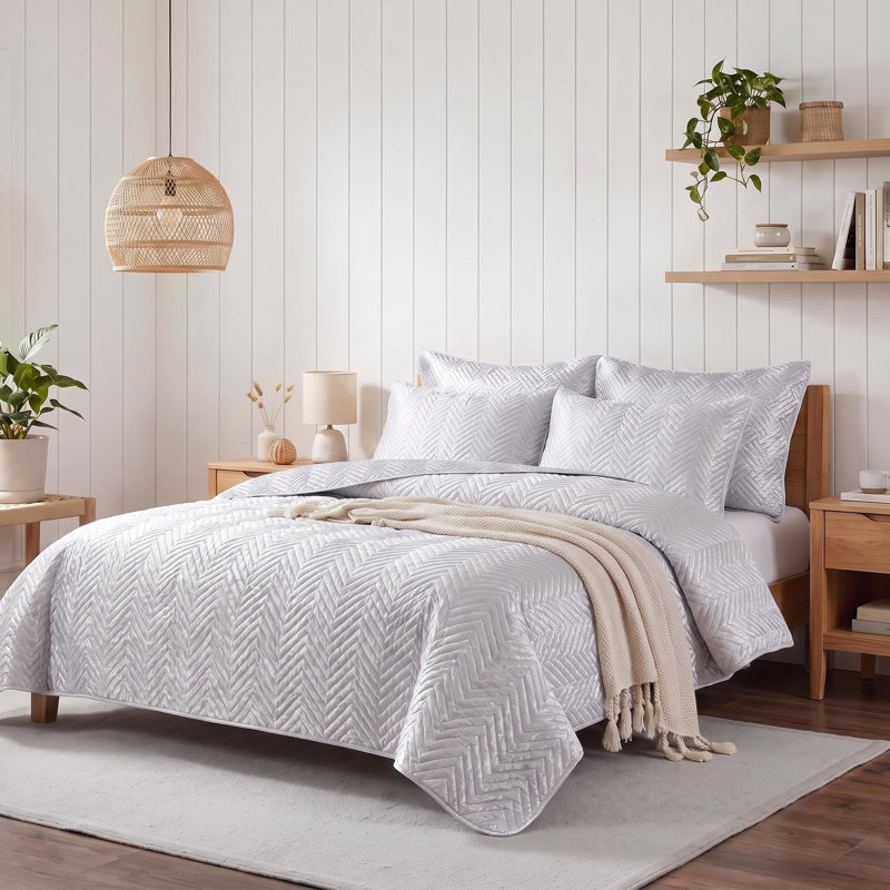 3 Pieces Quilt Set, Silk Satin Geometric Pattern Quilted Coverlet Set (1 Quilt, 2 Pillow Shams) - NTBAY, Twin, Light Gray