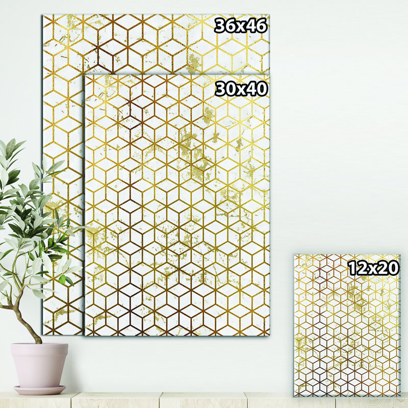 «Yello and Gold Geometric Cubes», reproduction sur toile, H 40 po x l 30 po x P 1,5 po