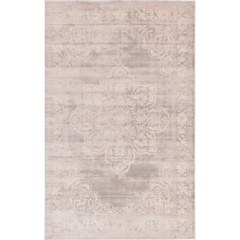 Padang Sidempuan Floral Indoor Rug, Rectangle 2'2" x 3'1"