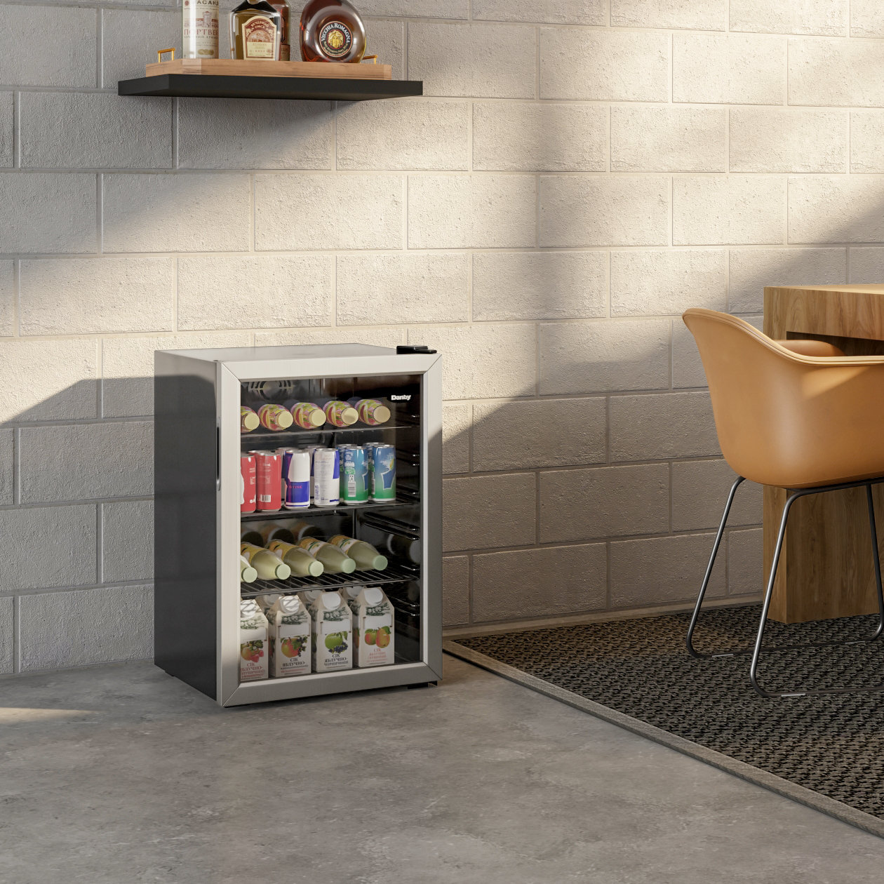 Danby 95 Cans (12 oz.) 2.6 Cubic Feet Freestanding Beverage