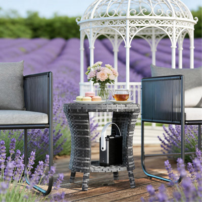 Tables basses rustiques et cocktail, conception de sablier en rotin d'acier pour le divertissement extérieur