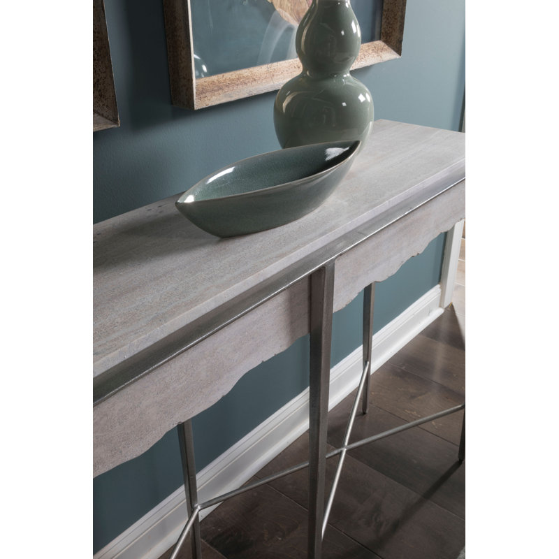 Console Signature Designs Everest