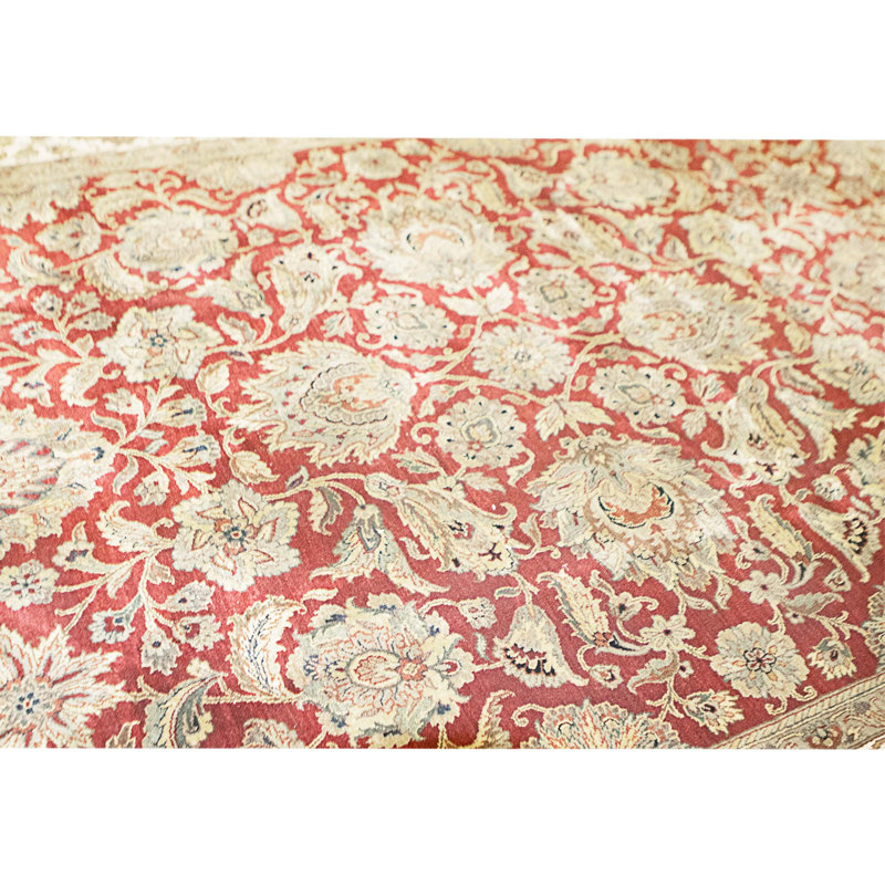 Hand Knotted Wool Area Rug in Red And Ivory