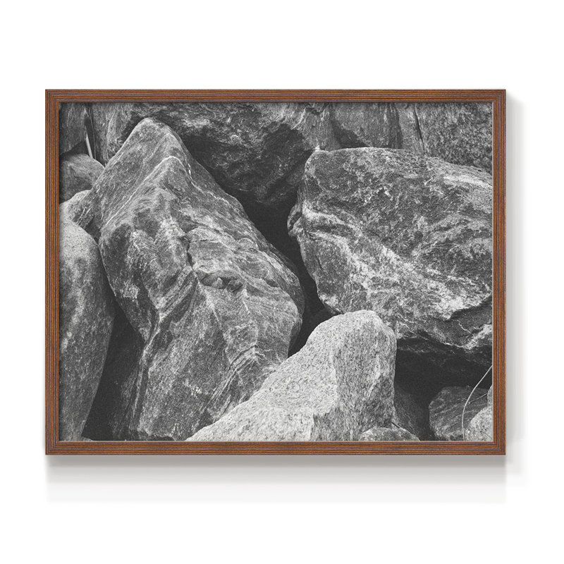 Found Textures VII - Reproduction encadrée - Restickable, H 11 po x l 14 po, Noyer