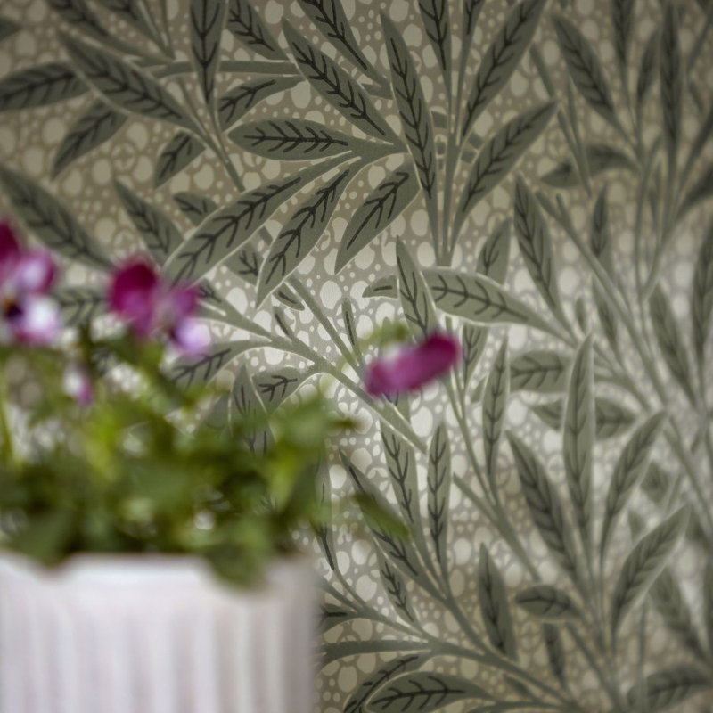 Emerys Willow 10.05m x 52cm Matte Wallpaper Roll, Green