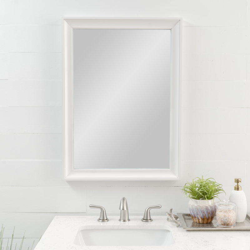 Miroir mural en bois massif Anaheim, Peinture blanche, 30 po x 22 po