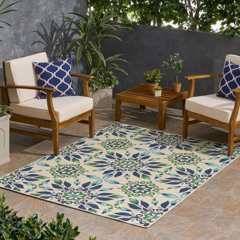 Tapis ivoire rectangulaire en polypropylène 5 pi 3 po x 7 pi