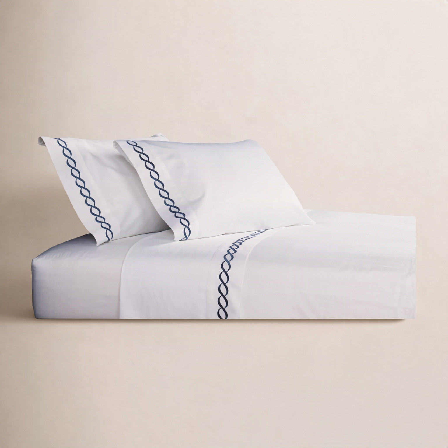 Barden Cotton Sheet Set, Queen Sheet Set with 2 Pillowcases, Navy/White