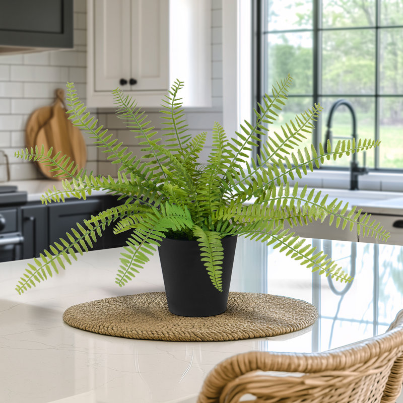 Fausse plante en pot avec frondes réglables en pot noir