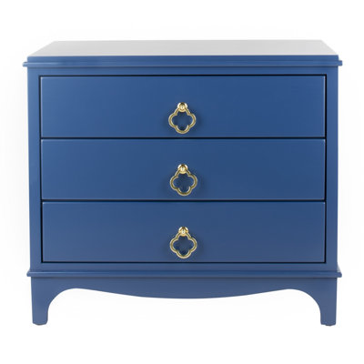 Contemporary Velasco 32'' W Nightstand – Bedroom Chest with 3 Pullout Drawers & Chic Quatrefoil Pull