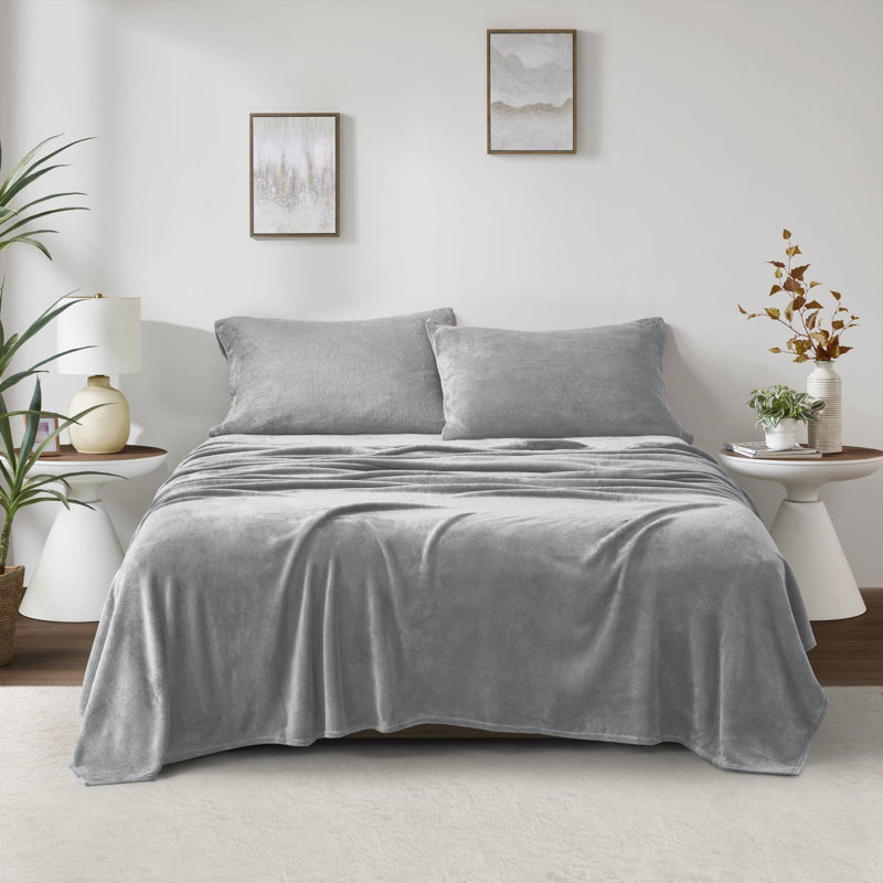 Soloft Plush Micro Plush Microfiber Sheet Set, King Sheet Set with 2 Pillowcases, Gray