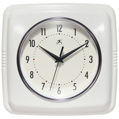 Horloge murale en plastique 9,25 pouces Orrwell