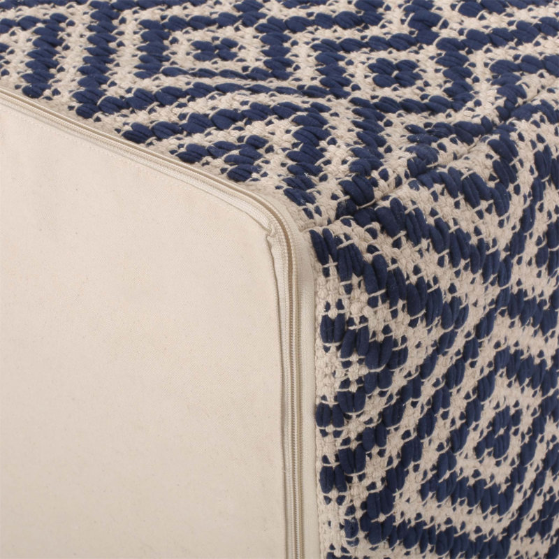 Pouf rectangulaire Juniper, choix confortable avec plusieurs fonctions, design classique et coins confortables