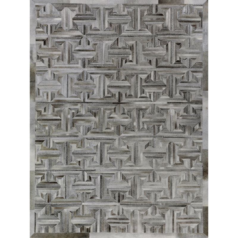 Natural Hide Cowhide Geometric Area Rug in Gray, Rectangle 5' x 8'