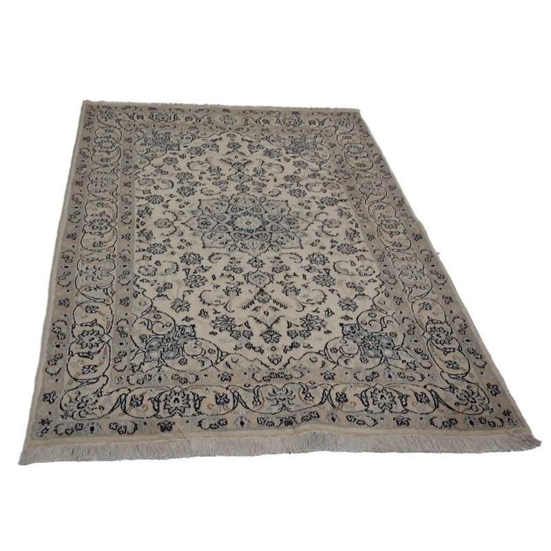 Isabelline Hand Made Formal Medallion Silkroad Nain 9 Line Rug - 4'4'' X 6'8''