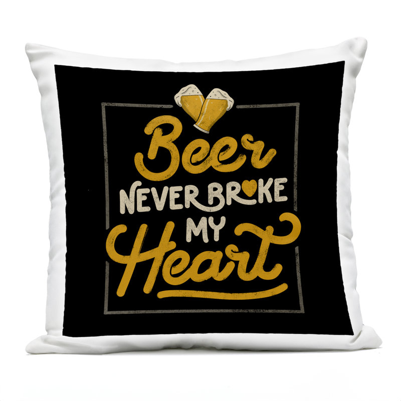Coussin d'extérieur Beer Beer Broke My Heart, par EduEly Designs