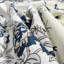 ROSES-NAVY-724080677