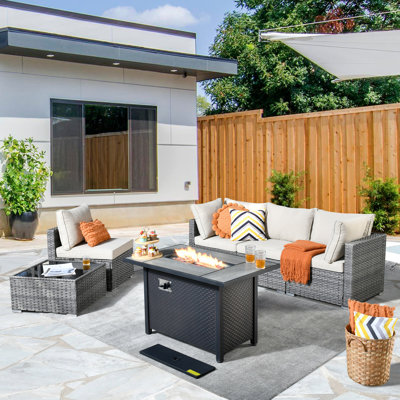 4 - Person Outdoor Seating Group with Cushions