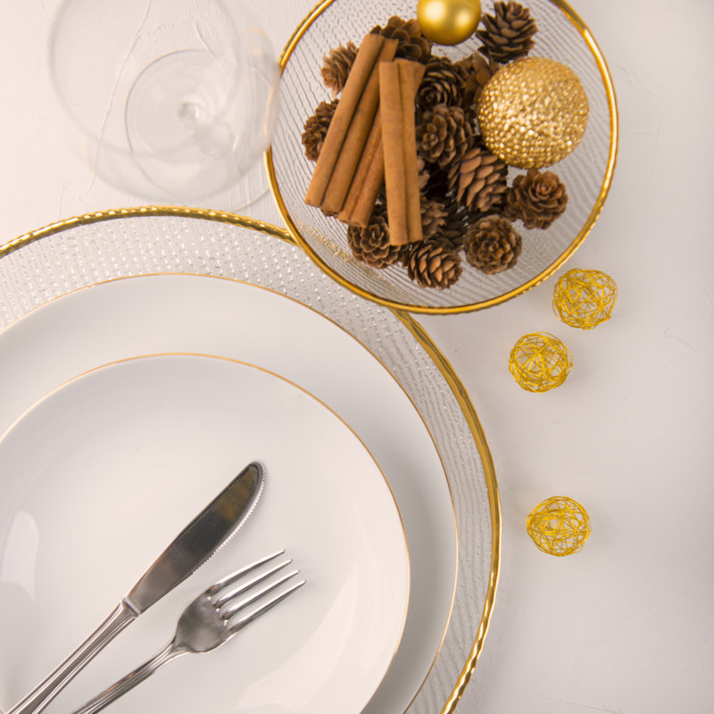 Gold Piece Porcelain Dinnerware Set - Service for 6