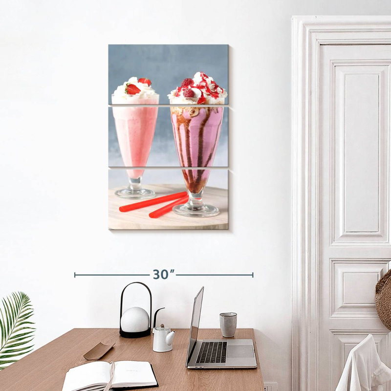 Lait frappé aux baies roses Yarlin, H 32 po x l 20 po