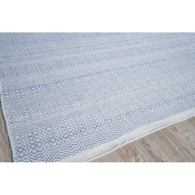 Echo Geometric Area Rug in Light Blue, Rectangle 2' x 3'