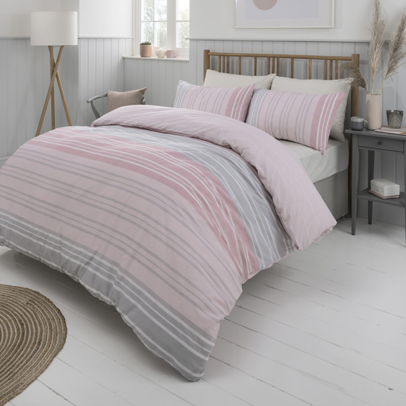 Delmaro Polyester Striped Duvet Cover Set with Pillowcases Included, 260 x 220cm Duvet Cover + 2 Standard 