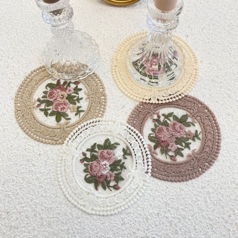 Sous-verre rond brodé à motif floral, Multicolore