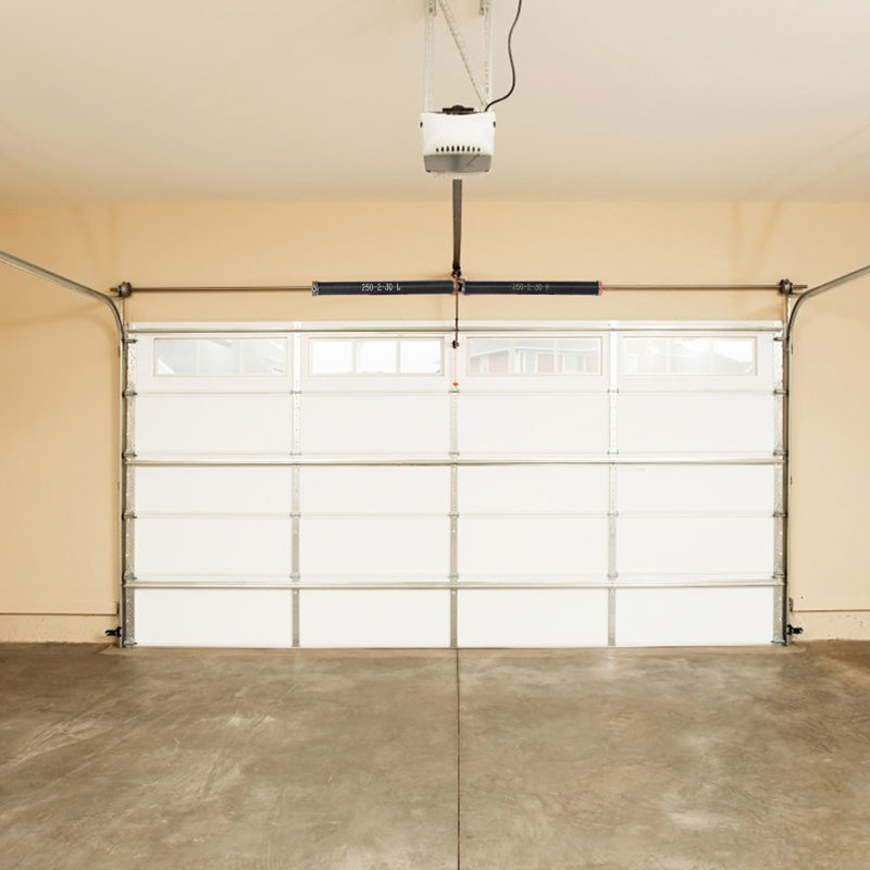 Accessoire de porte de garage, H 2 po x l 30 po x P 2 po