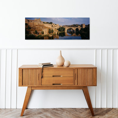 Château au bord de l'eau, Puente De San Martin, rivière Tajo, Toledo, Espagne, art abstrait contemporain, art mural paysage