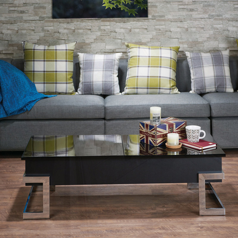 Table basse ultrabrillante avec finition chromée et plateau relevable