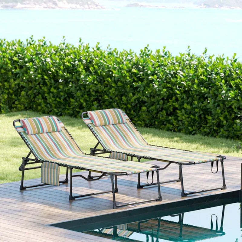 Set Of 2 Folding Chaise Lounge Chairs, 5-level Reclining Outdoor Pool Loungers With Face Reading Hole & Side Storage Pocket