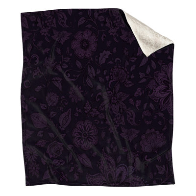 Couvertures mauves à motif floral