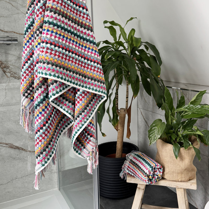 Colourful Patterned Towels with Tassels, Bath Towels - 2 Pack