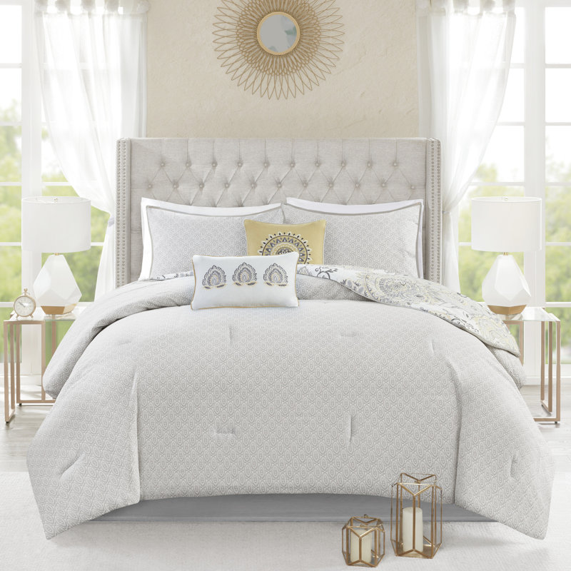 Édredon réversible 8 pièces en coton bleu roi - imprimé floral sur un côté, revers géométrique à deux tons, avec jupe de lit avec motif, bourre, taies décoratives et coussins décoratifs
