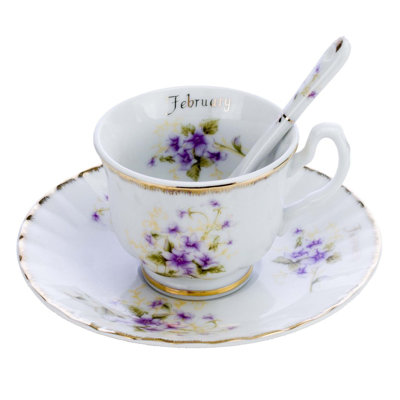 Ensemble de tasse à café et soucoupe février