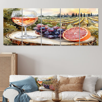 Pamplemousse avec verre de vin dans un paysage viticole I - Vineyard Wall Art - Art mural traditionnel pour le salon 5 pièces