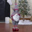 Gnome de Noël avec chapeau à DEL 30 po rouge et gris