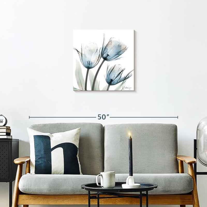 Harnek Glacier Tulips I, 20" H x 20" W