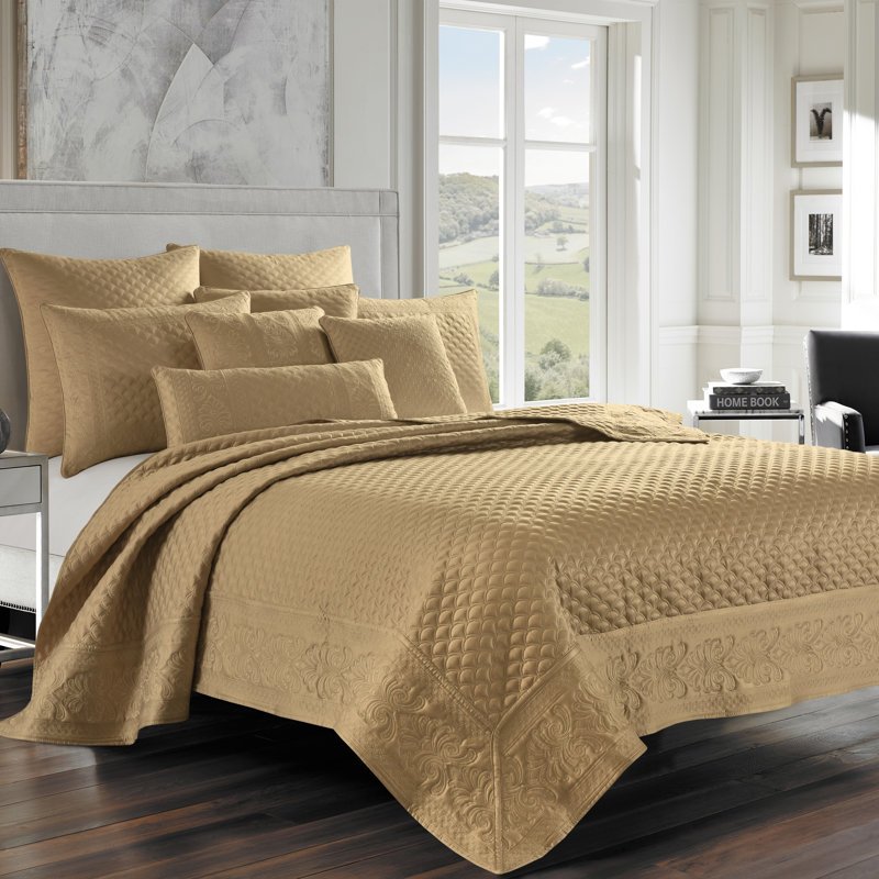Lyndon King/Cal King Coverlet, Gold, King/California King
