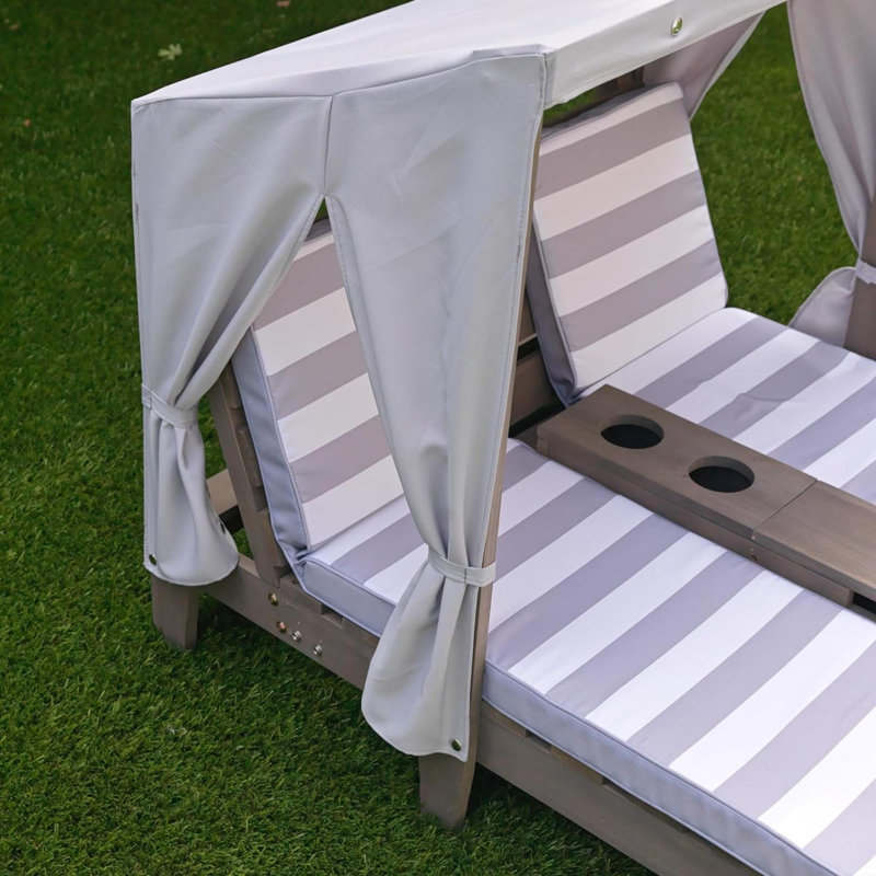 Davona Outdoor Lounge Chair, Gray/White, Gray